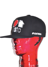 Load image into Gallery viewer, BLACK SNAPBACK – ”I LOVE HOUSE MUSIC”
