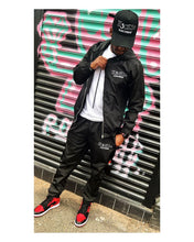 Load image into Gallery viewer, DEEP BLACK CARGO TRACKSUIT
